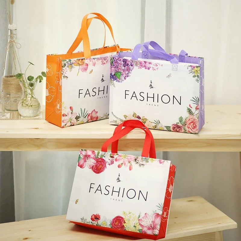 Red Ultrasonic Matte PP Non Woven Laminated Bags Floral for Gifts Packing